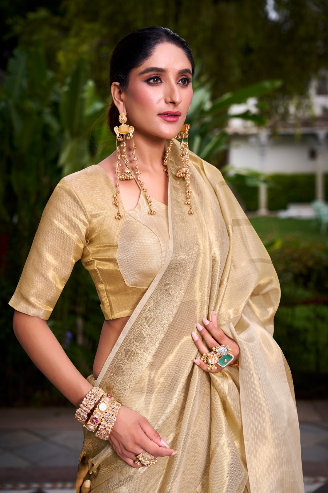 Elegant Gold Tissue Saree with Zari Weaving and Matching Blouse – Perfect for Weddings & Festive Wear